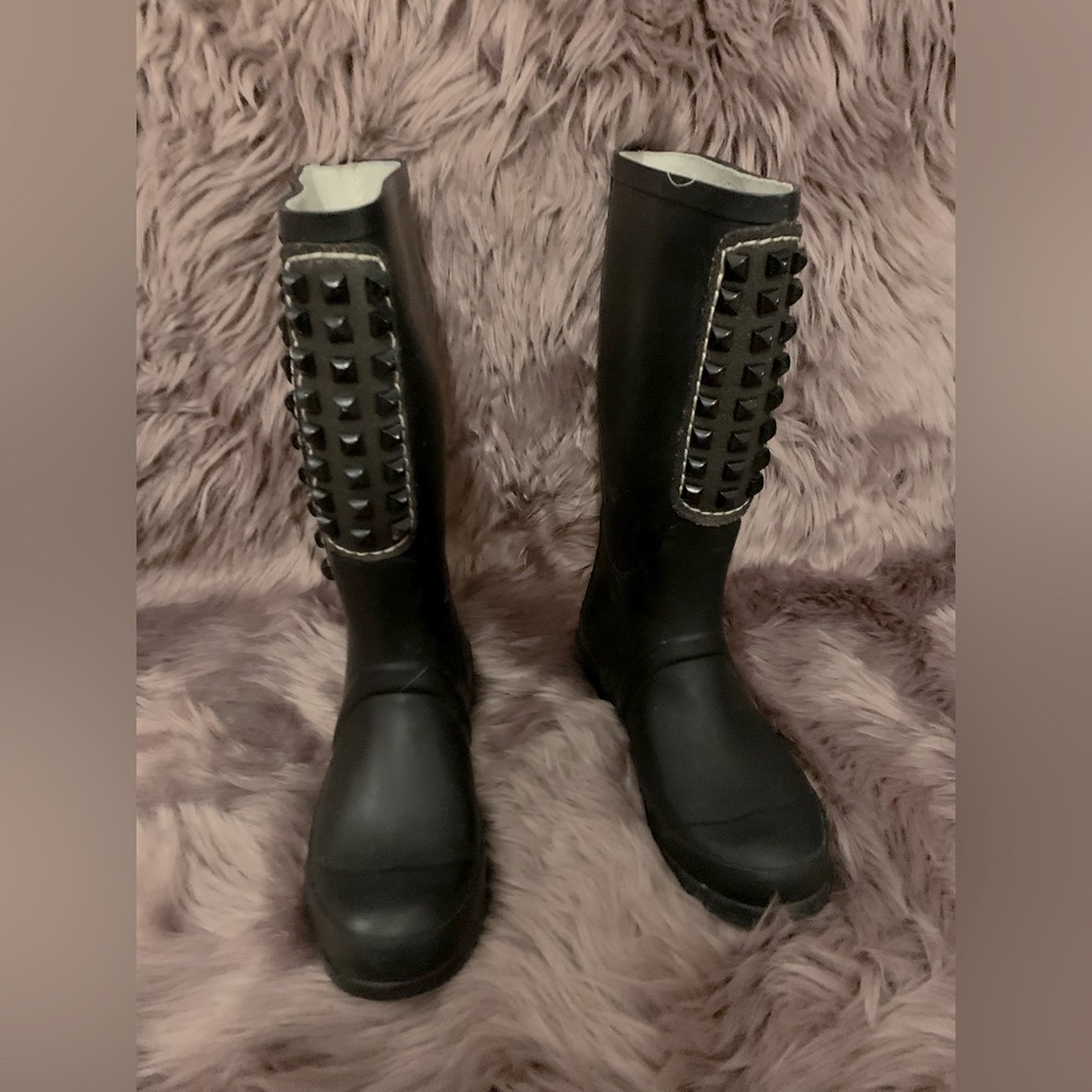 BCBG MaxAzria Studded Rubber Rain Snow Knee Boots Black Size 7